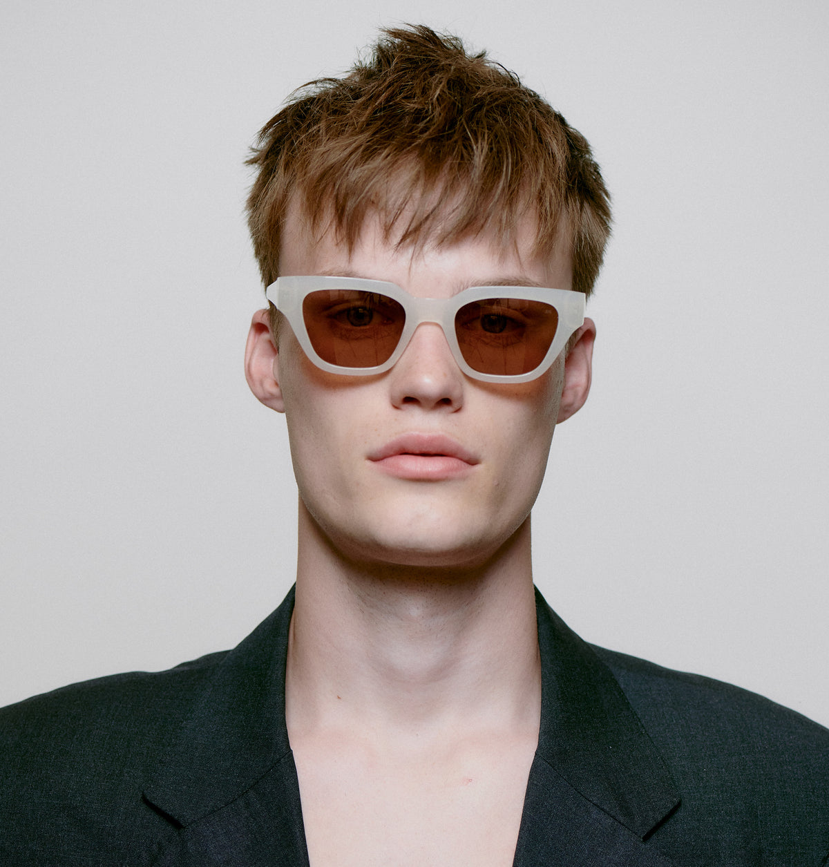 Kaws Sunglasses - Cream Bone — billede 3 af 4