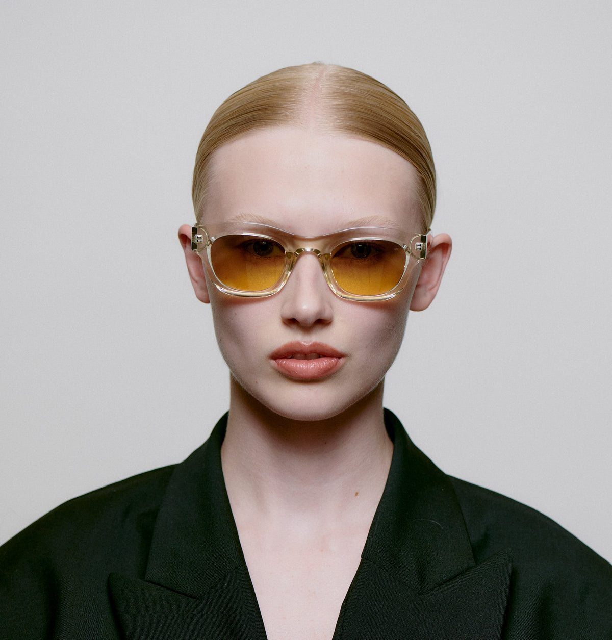 Lane Sunglasses - Ecru Transparent — billede 3 af 4