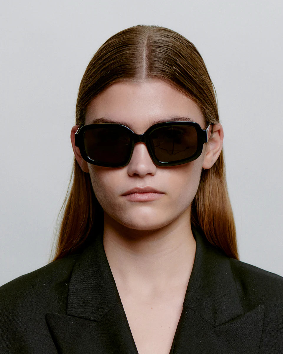 Pluto Sunglasses - Black
