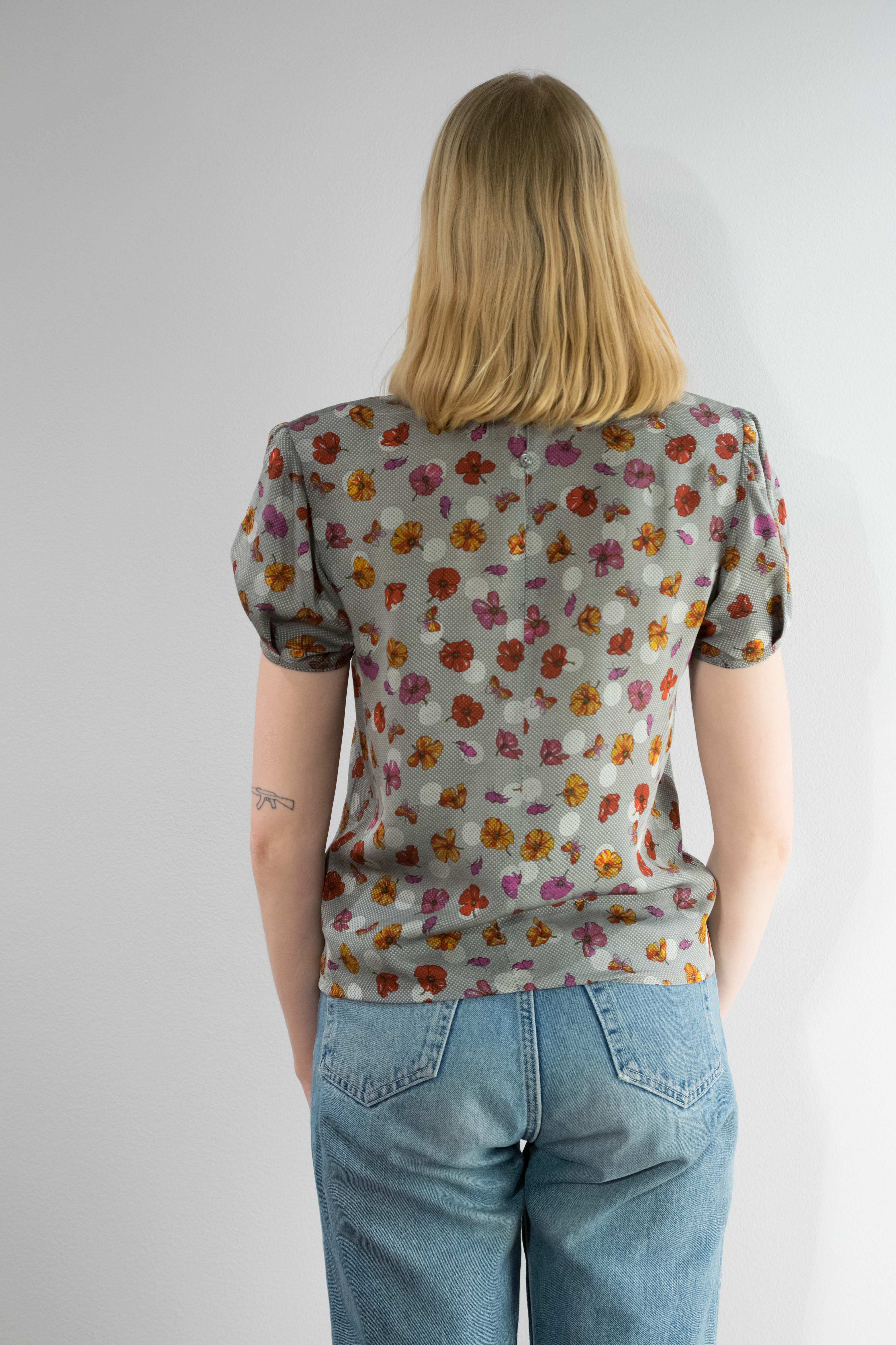 Blomsterbluse