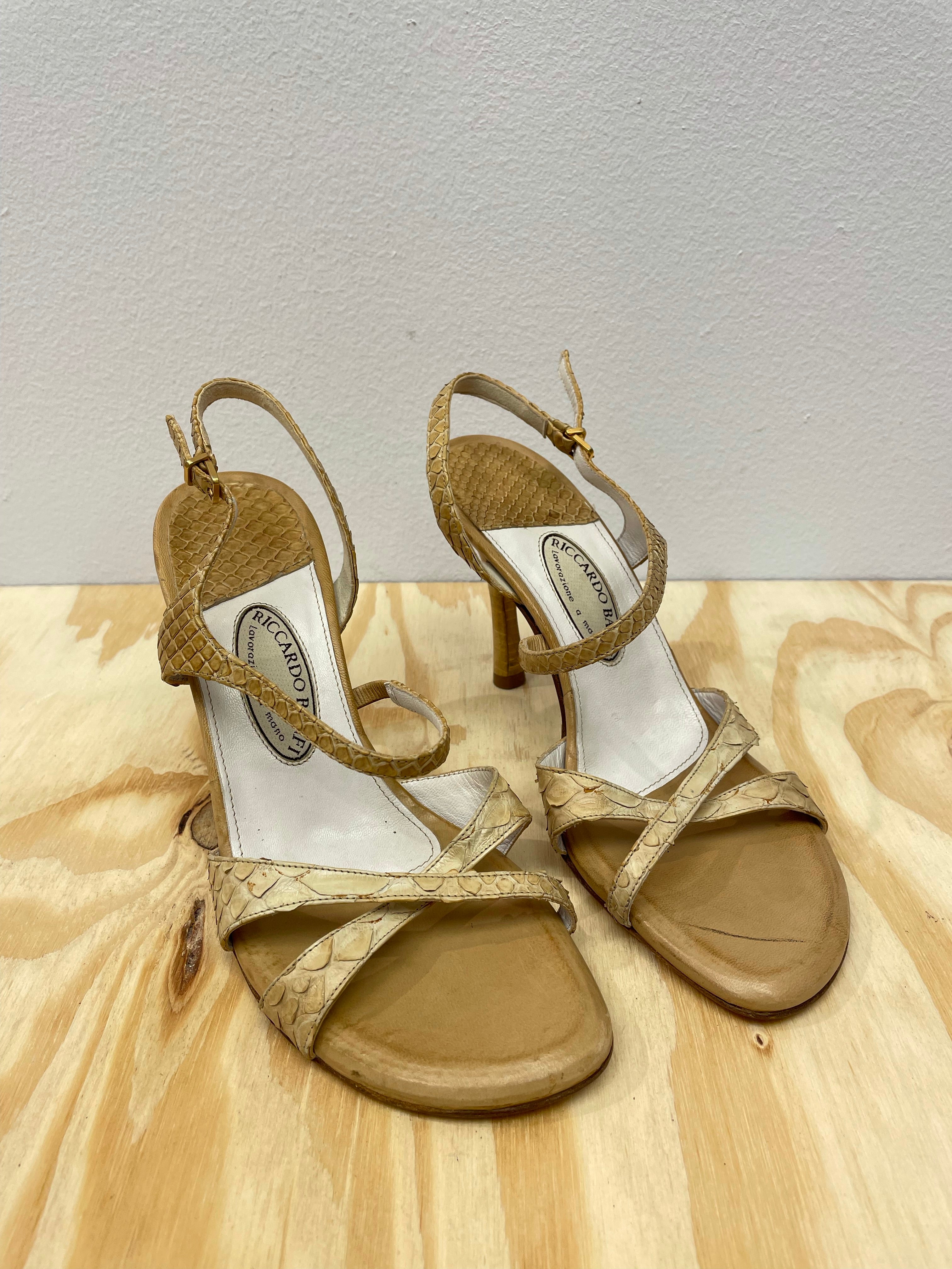 Beige Sandaletter