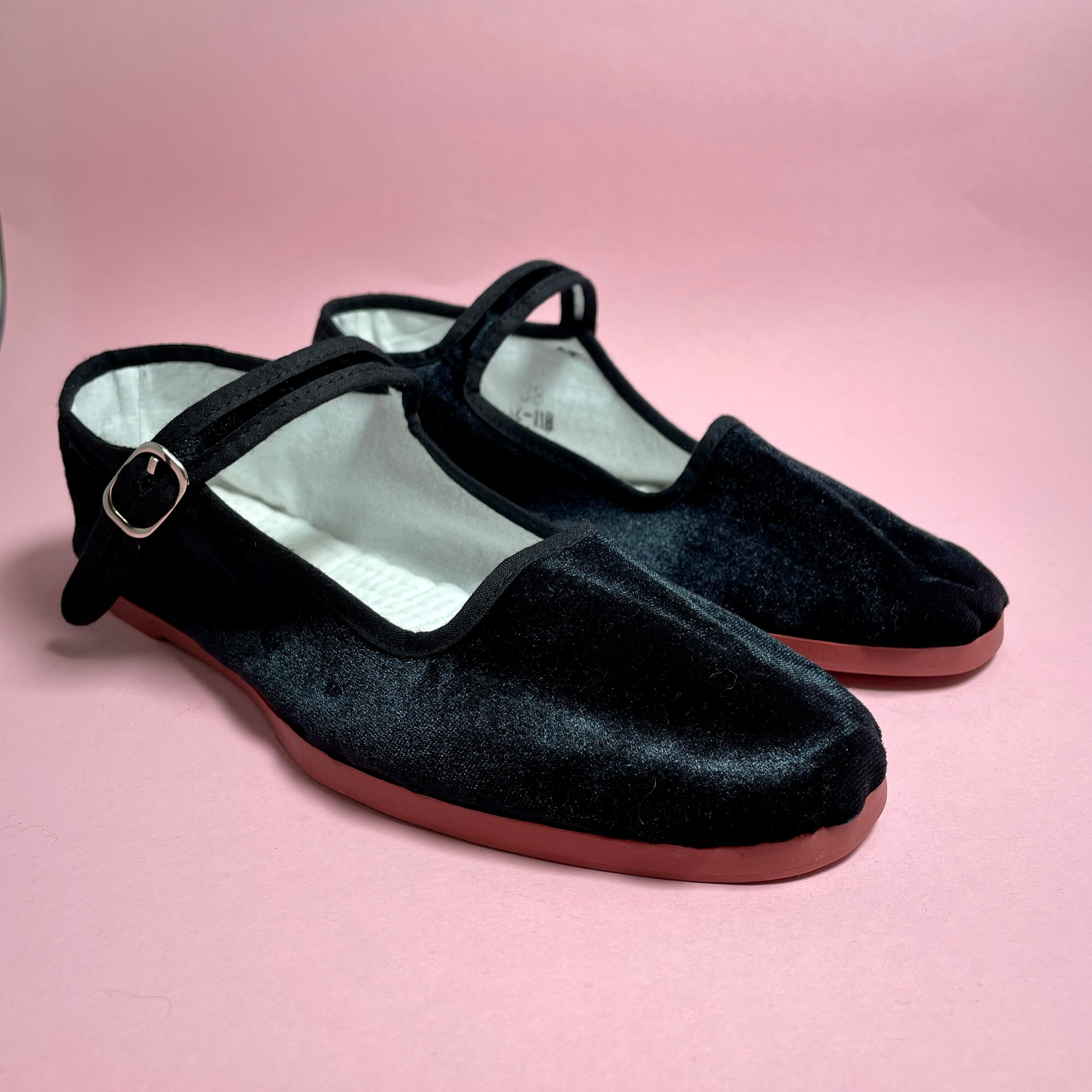 Velvet Mary Jane - Black