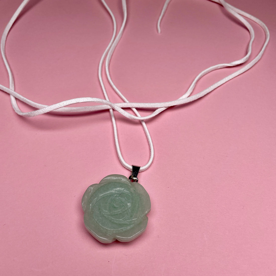Boho Stone Rose Pendant - Green