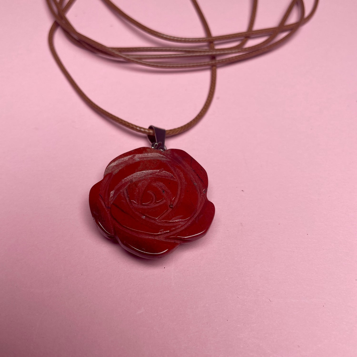 Boho Stone Rose Pendant - Red