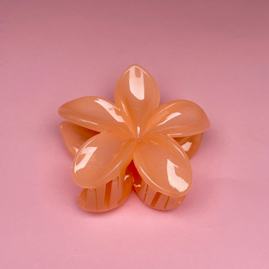 Medium Hawaiian Flower Hairclip - Peach