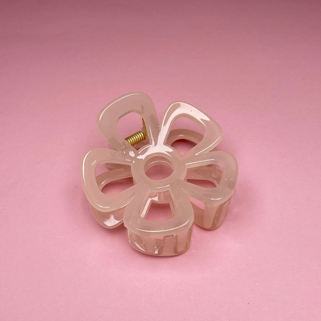 Simple Flower Hairclip - White