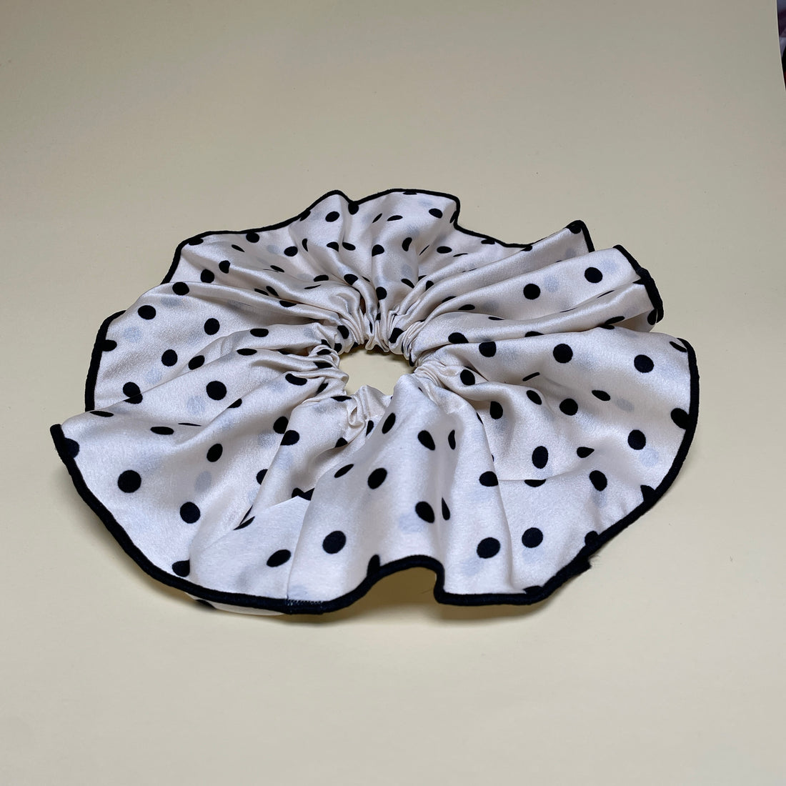 Dot Scrunchie - White with black border