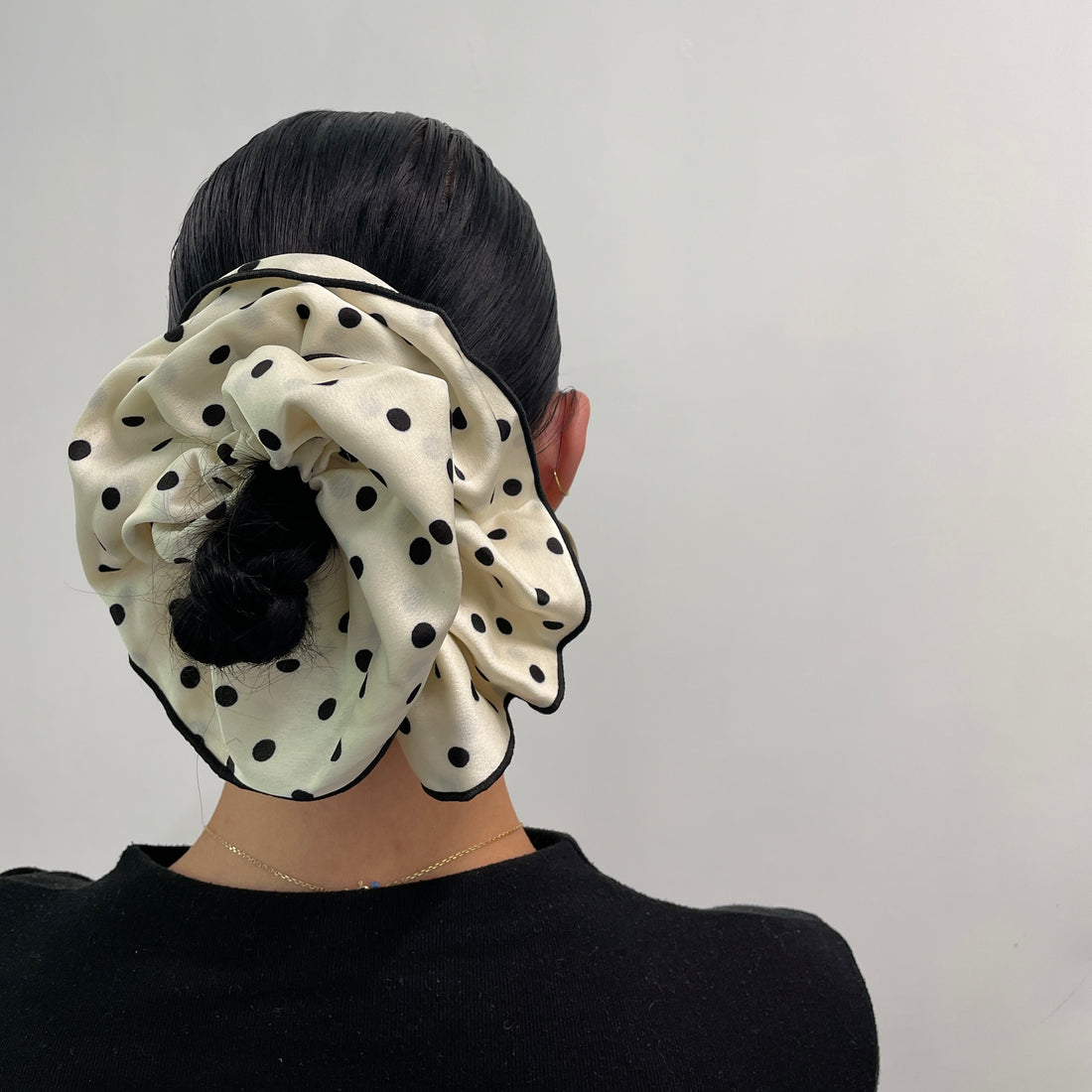 Dot Scrunchie - White with black border