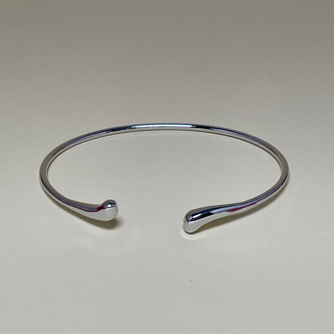 Wave Arm Cuff - Silver