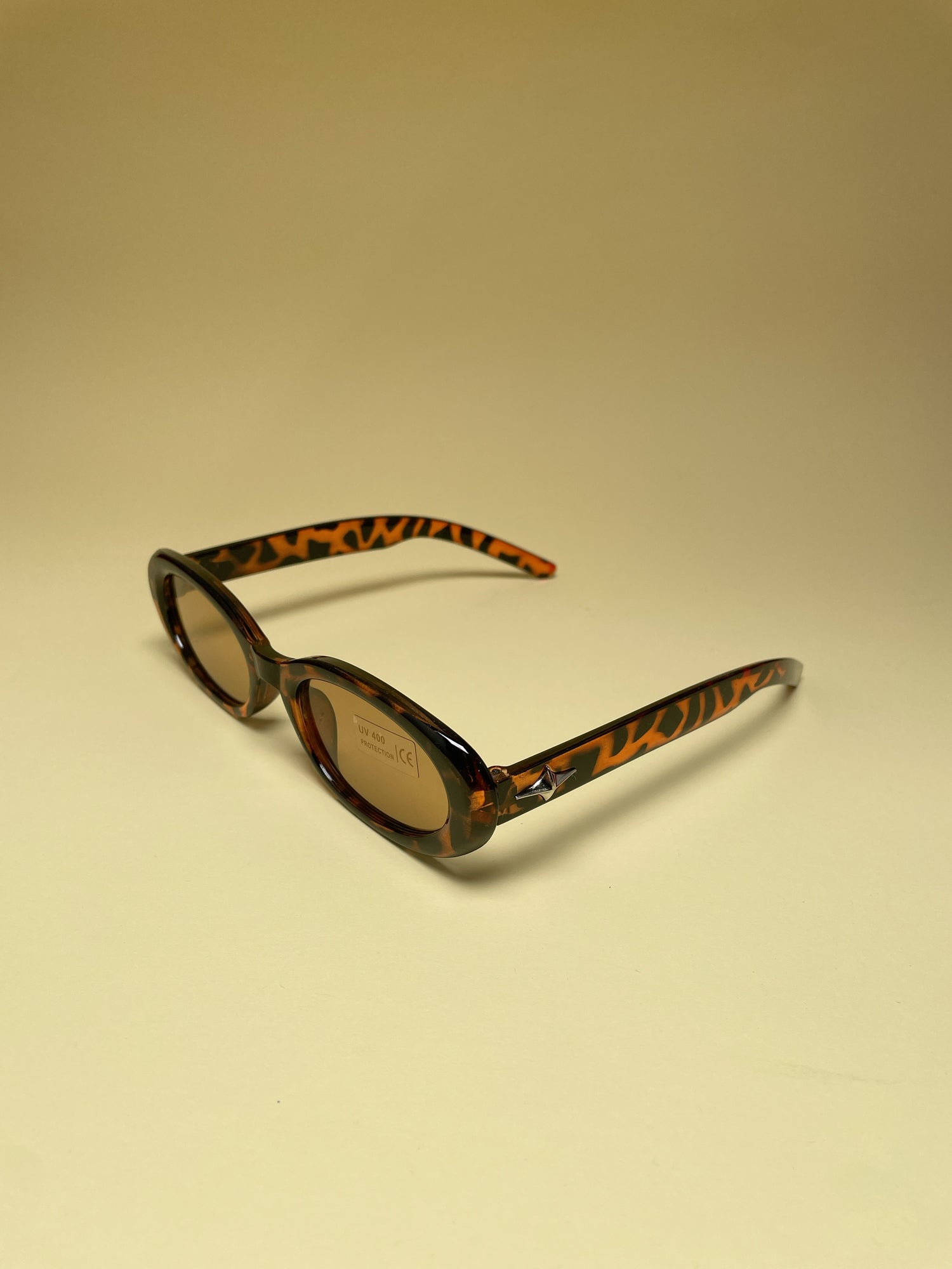 Sunglasses no. 82a