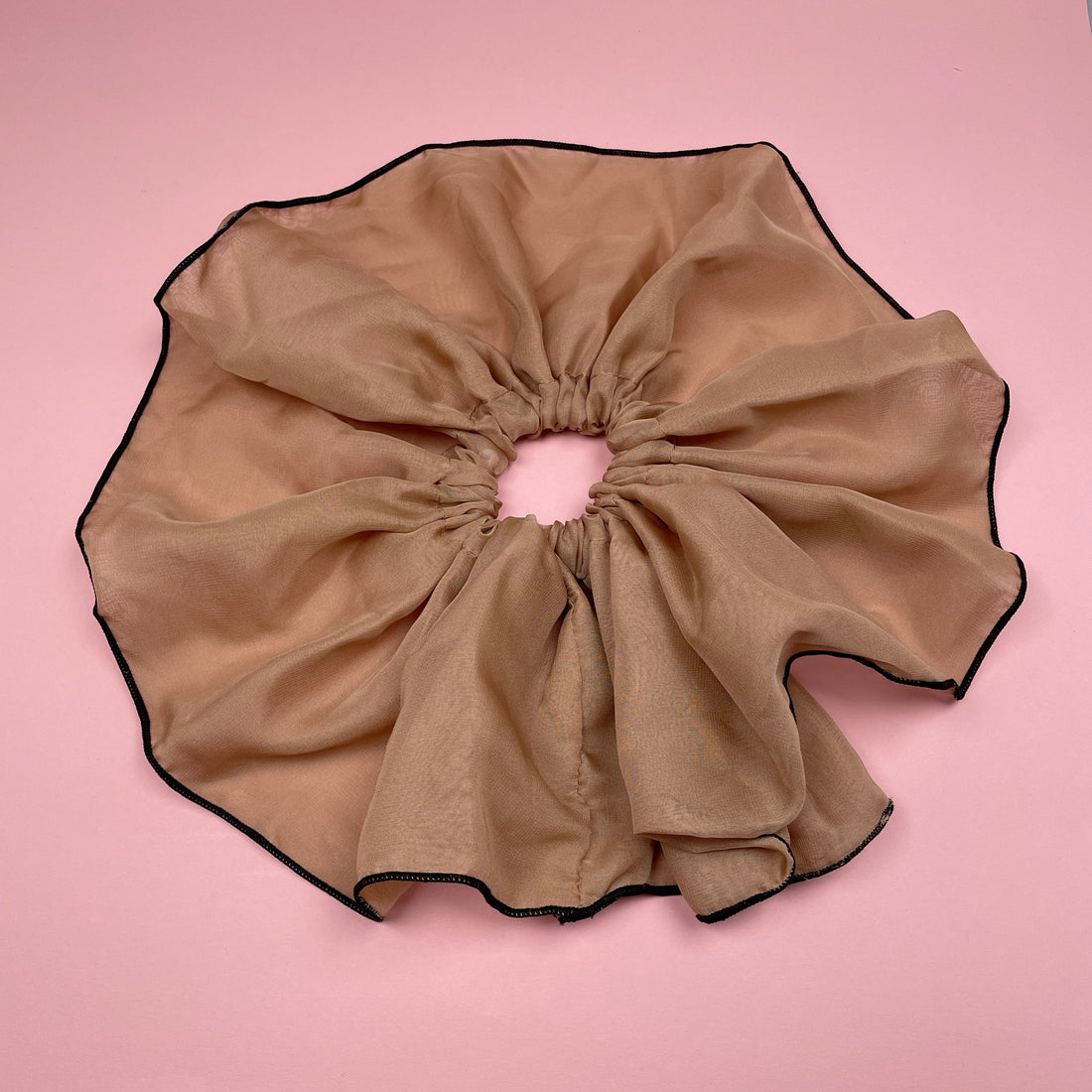 XL Scrunchie - Beige/Black
