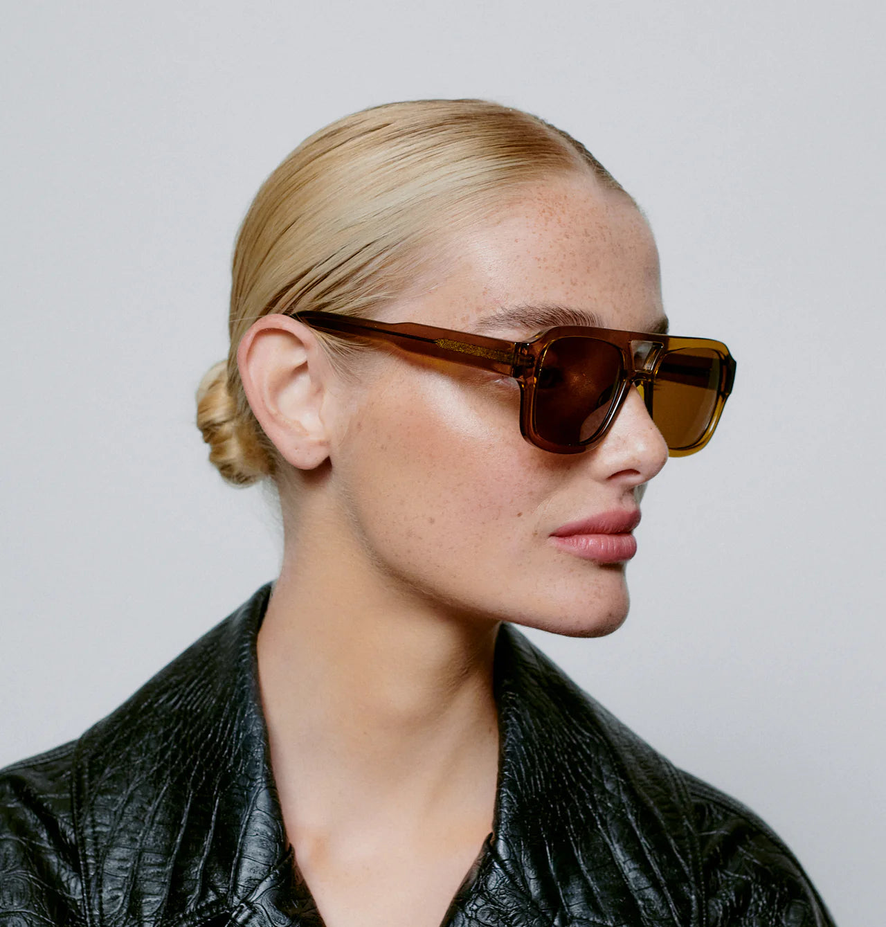 Kaya Sunglasses - Smoke Transparent