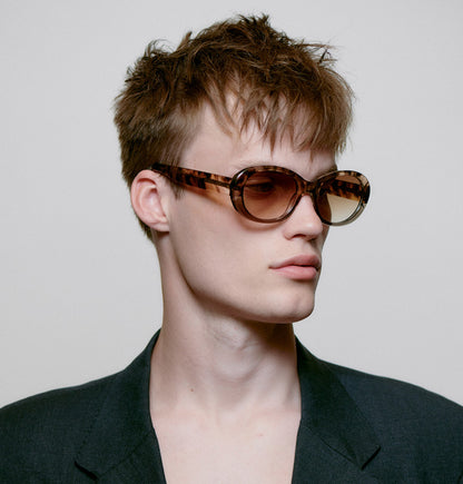 Anma Sunglasses - Coquina / Grey Transparent
