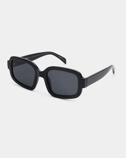 Pluto Sunglasses - Black