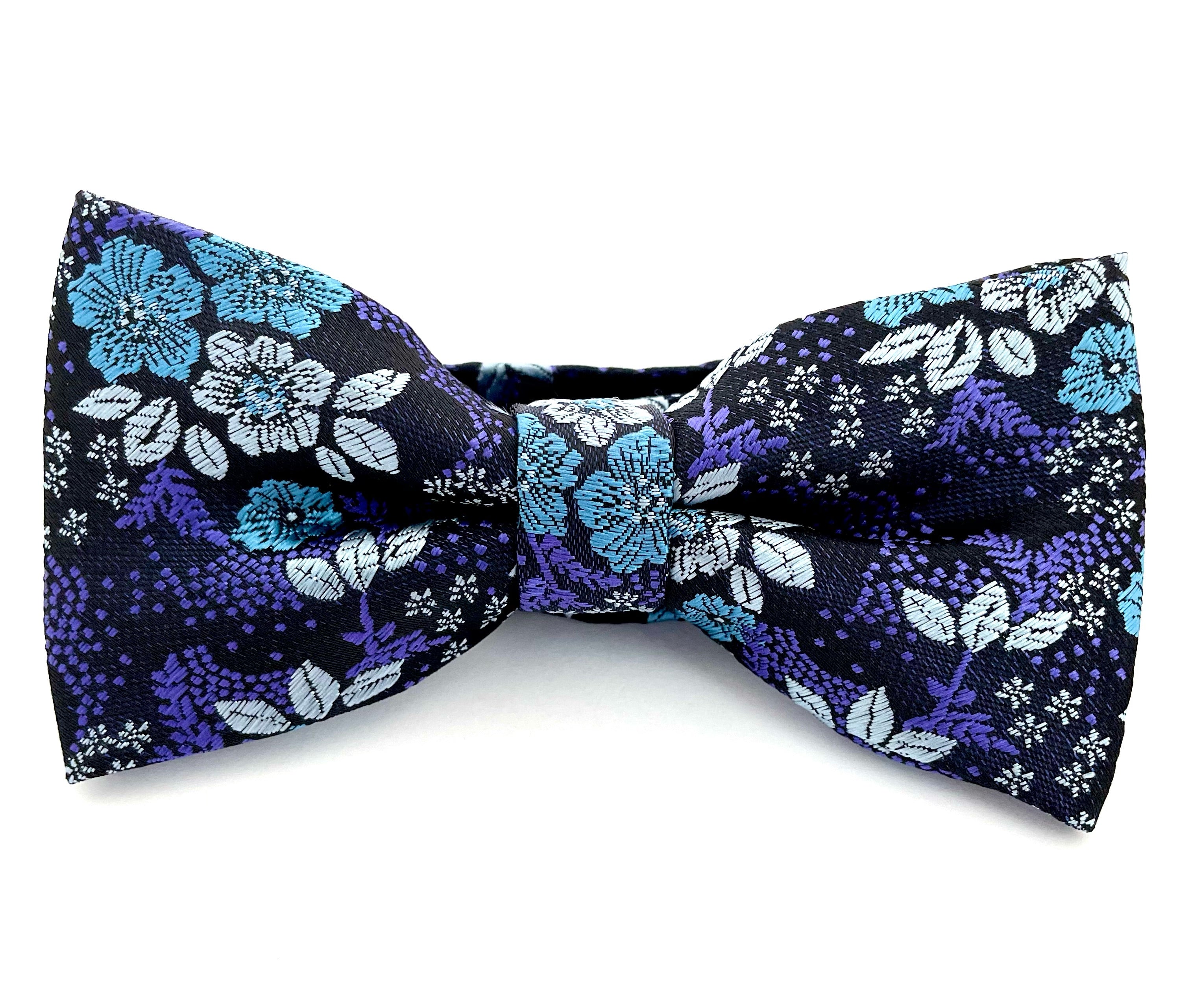 Bowtie Classic - Blue flowers