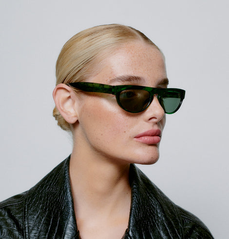 Jake - Green Marble Transparent