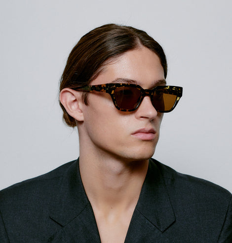 Kaws  - Black / Yellow Tortoise