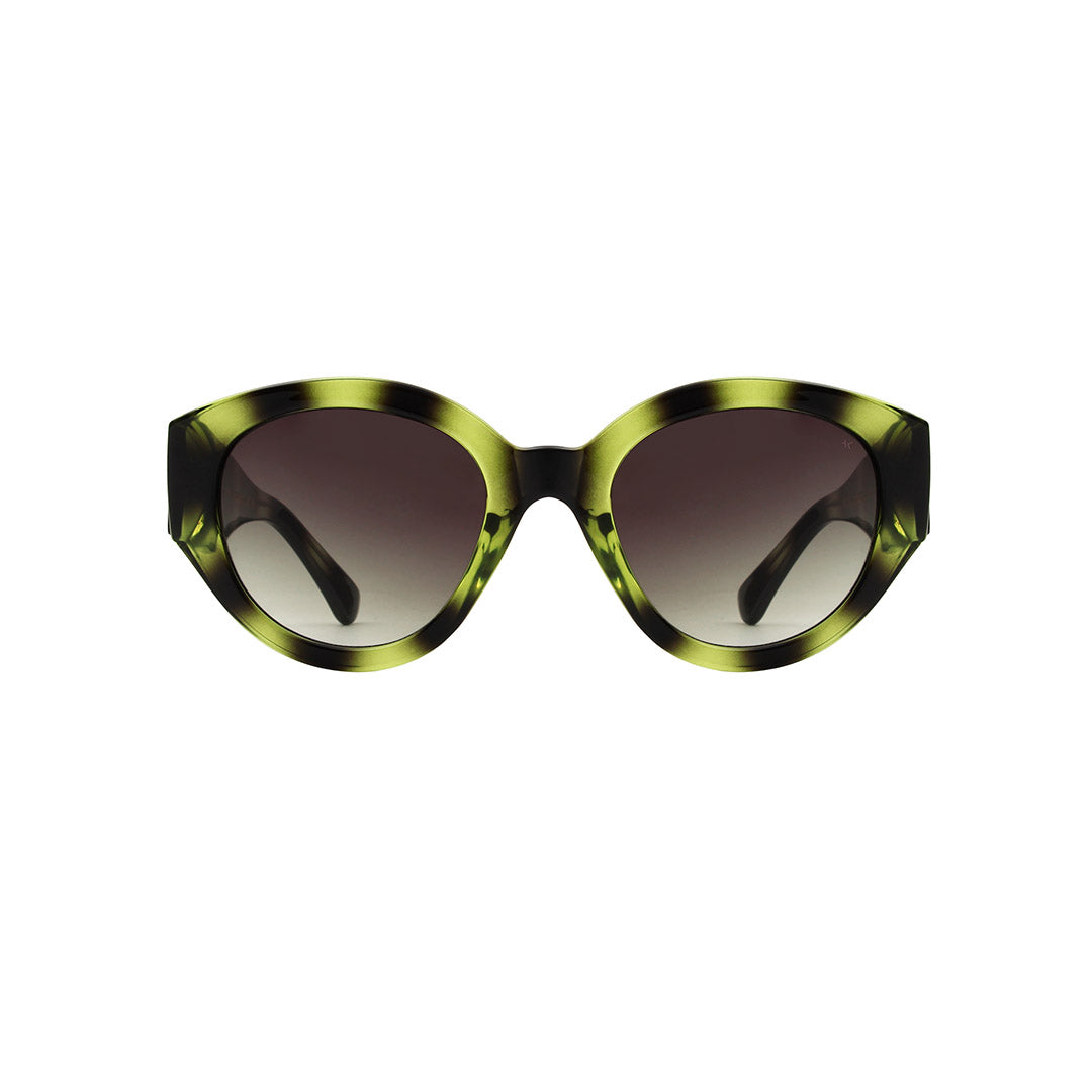 Big Winnie - Demi Olive