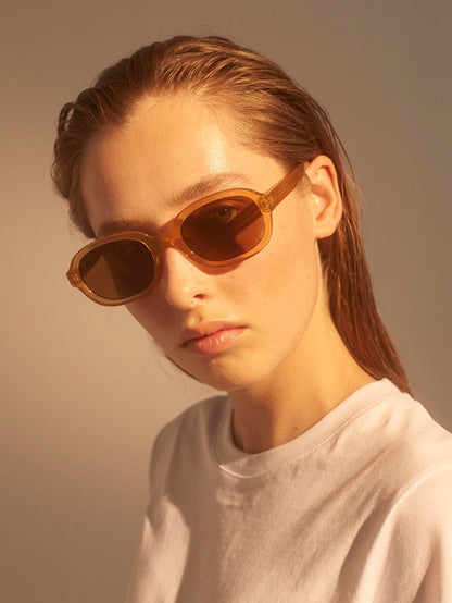 Bob - Light Brown Transparent