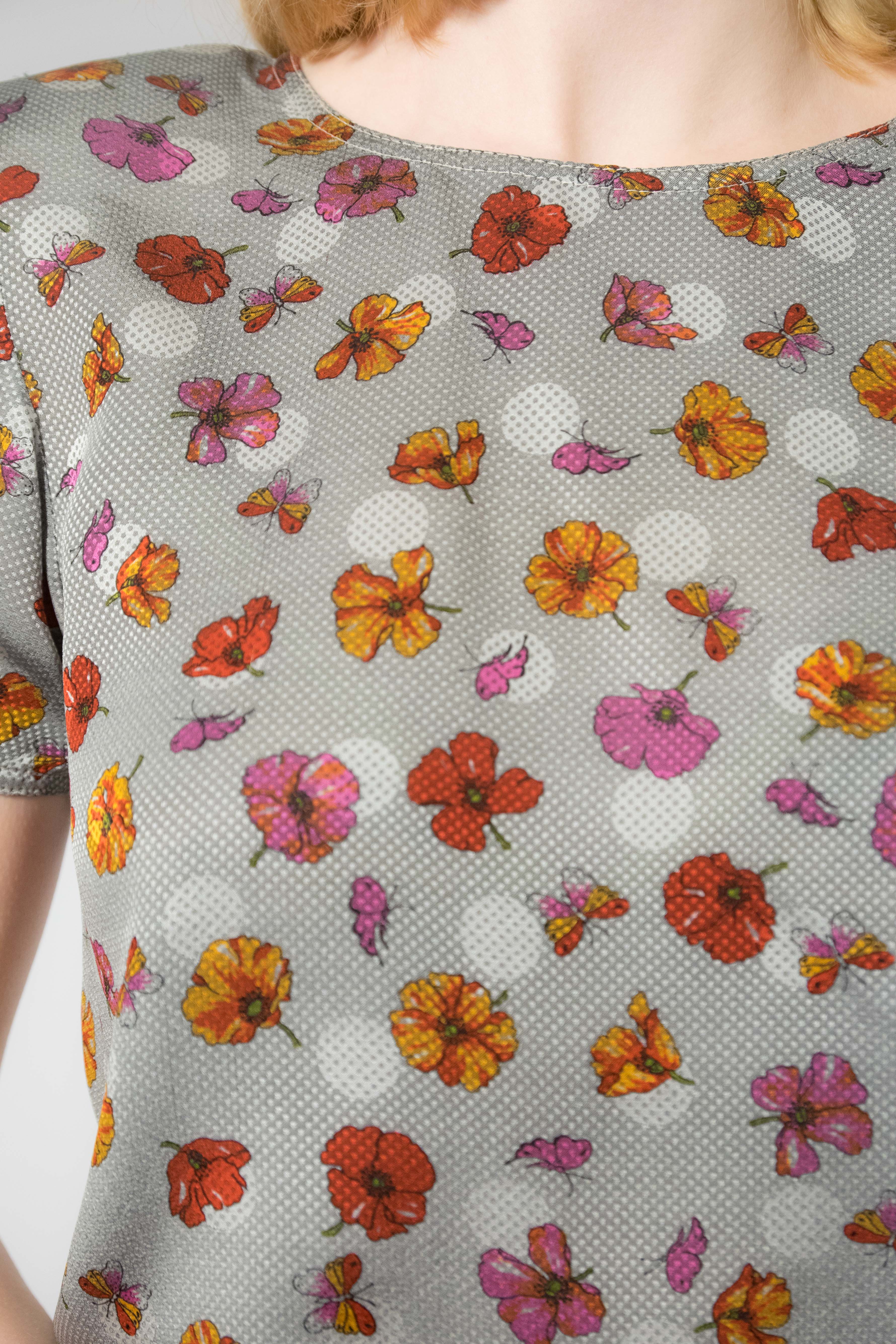 Blomsterbluse