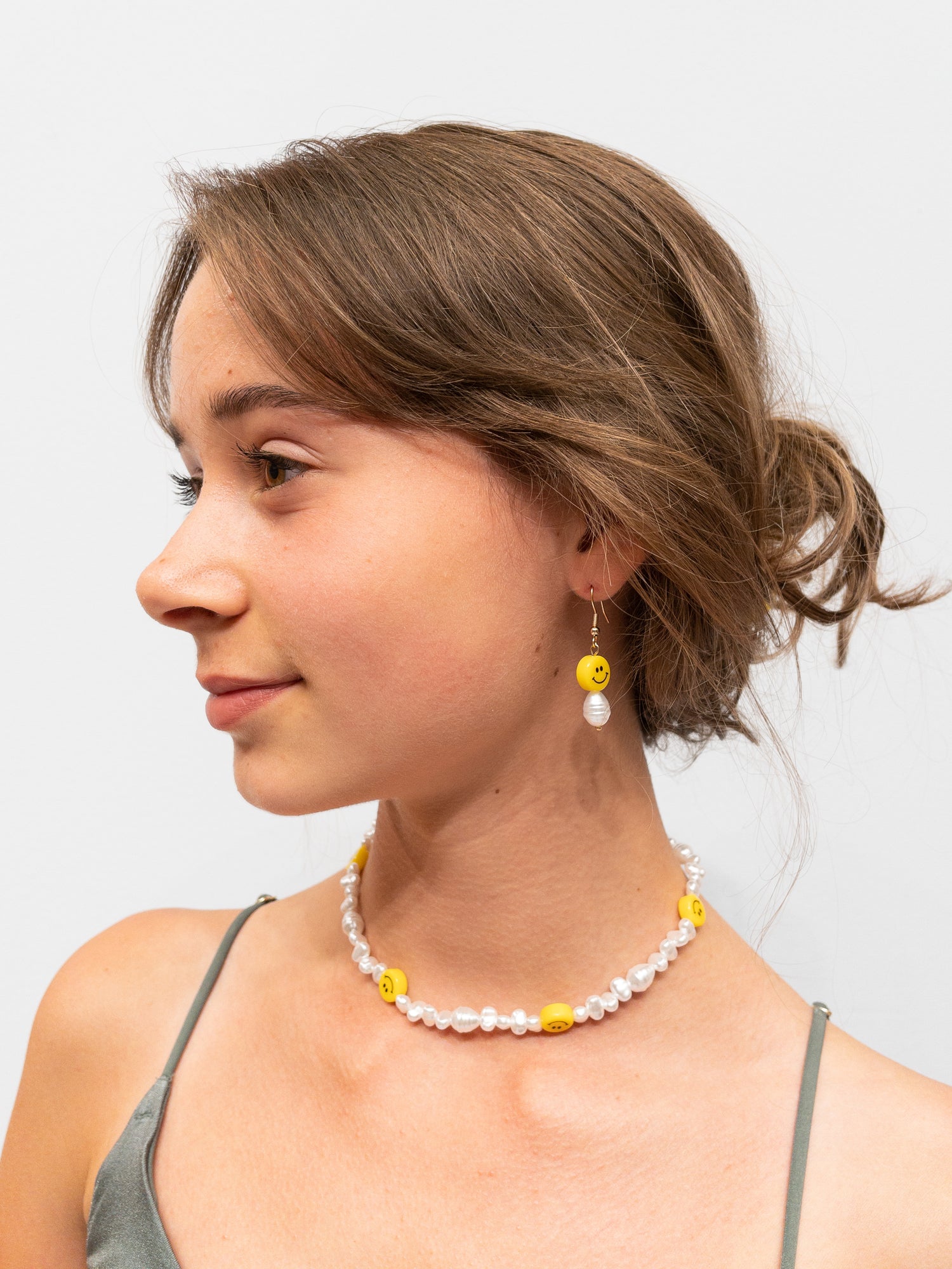 Happy Pearl Necklace