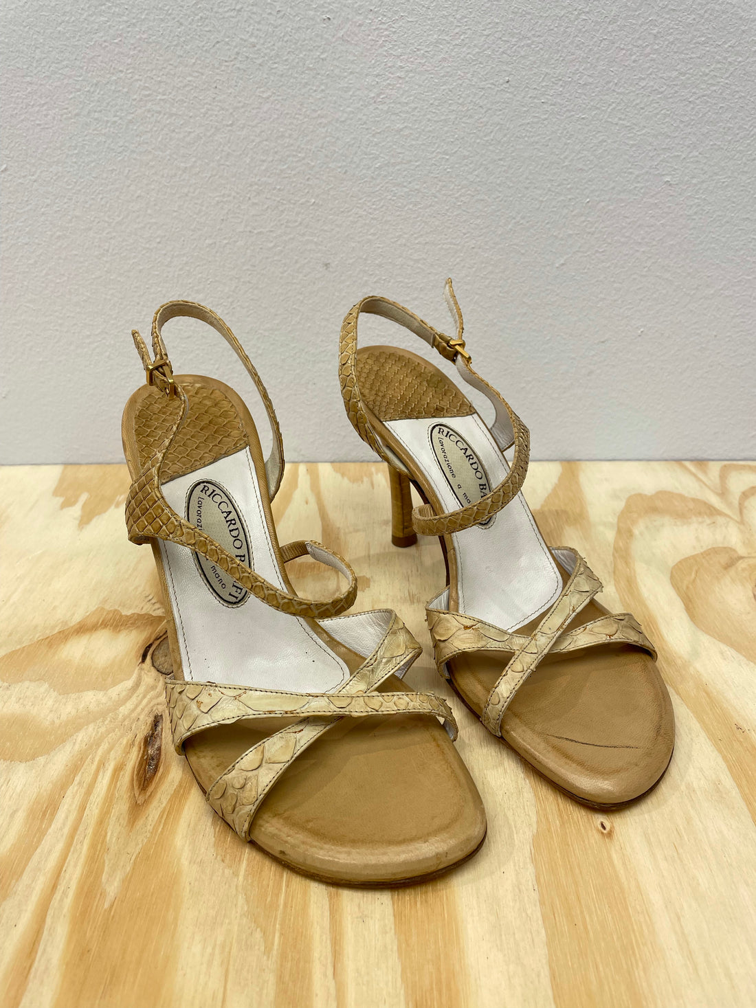 Beige Sandaletter